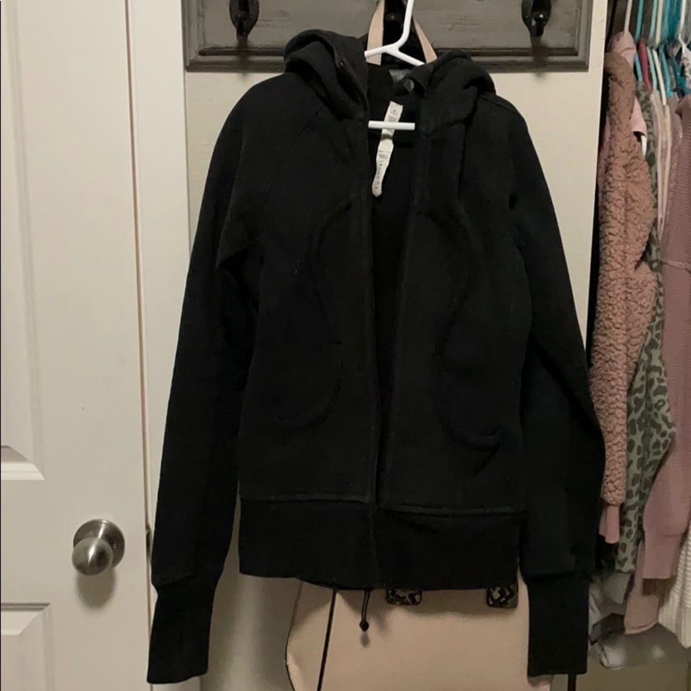 Lululemon black zip up jacket